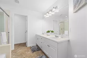 22526 SE 12th Pl, Sammamish, WA 98075 - Photo 22