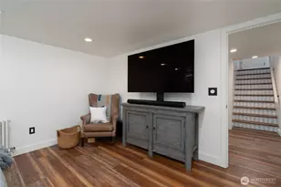 701 37th St, Anacortes, WA 98221 - Photo 22