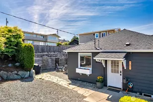 701 37th St, Anacortes, WA 98221 - Photo 30