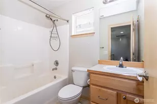 324 Kirkland Pl SE, Renton, WA 98056 - Photo 16