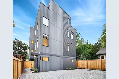 4529 Corliss Avenue N, Seattle, WA 98103 - Photo 1