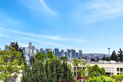 4529 Corliss Avenue N, Seattle, WA 98103 - Photo 26