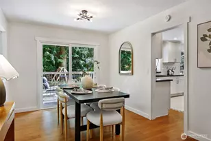 6955 NE Hidden Cove Rd, Bainbridge Island, WA 98110 - Photo 10