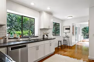 6955 NE Hidden Cove Rd, Bainbridge Island, WA 98110 - Photo 12