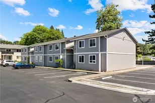 1617 Maple Ln, Kent, WA 98030 - Photo 4