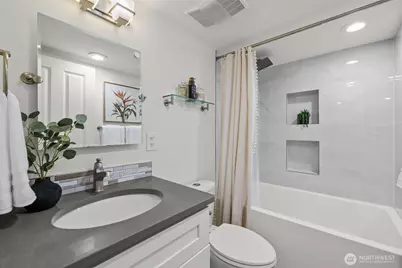 17498 NE 40th Place #I1, Redmond, WA 98052 - Photo 26