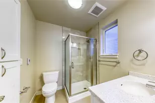 690 Wintersweet Rd NE, Bainbridge Island, WA 98110 - Photo 20