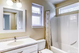 690 Wintersweet Rd NE, Bainbridge Island, WA 98110 - Photo 16