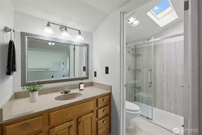 11226 NE 68th Street #E, Kirkland, WA 98033 - Photo 28