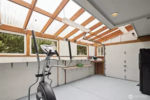 11317 SE 77th Pl, Newcastle, WA 98056 - Photo 32