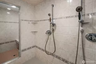 11317 SE 77th Pl, Newcastle, WA 98056 - Photo 24