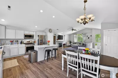 20312 Christie Place, Burlington, WA 98233 - Photo 12