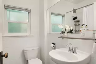 664 32nd Ave E, Seattle, WA 98112 - Photo 12