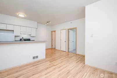913 917 13th Avenue, Seattle, WA 98122 - Photo 14