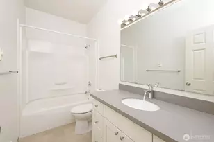 913 917 13th Ave, Seattle, WA 98122 - Photo 16