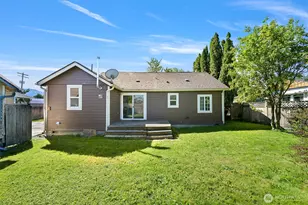 406 W Main St, Everson, WA 98247 - Photo 28