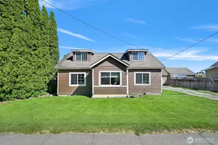 406 W Main St, Everson, WA 98247 - Photo 2