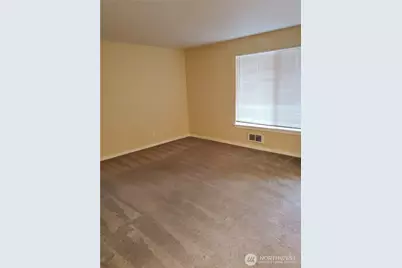 9715 Danwood Lane #4, Silverdale, WA 98383 - Photo 10