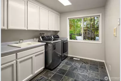 2609 208th Avenue SE, Sammamish, WA 98075 - Photo 10