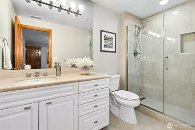 20005 NE 42nd Street, Sammamish, WA 98074 - Photo 26