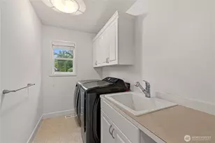 813 275th Pl SE, Sammamish, WA 98075 - Photo 34