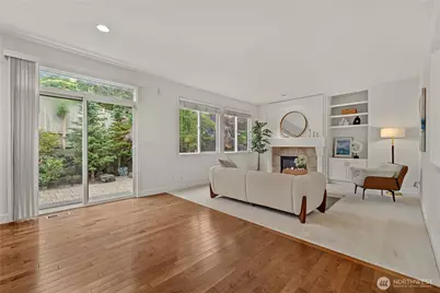 813 275th Place SE, Sammamish, WA 98075 - Photo 16