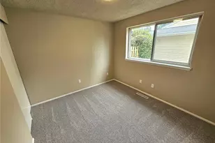 11319 107th St SW, Tacoma, WA 98498 - Photo 8
