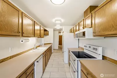 101 Pine Ave #105, Snohomish, WA 98290 - Photo 18