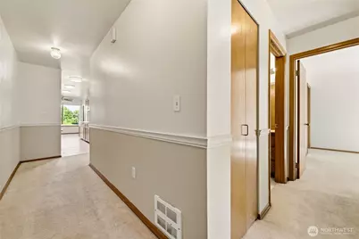 101 Pine Ave #105, Snohomish, WA 98290 - Photo 8
