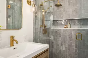 4306 29th Ave W, Seattle, WA 98199 - Photo 12