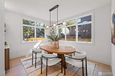 3026 NE 95th Street, Seattle, WA 98115 - Photo 4