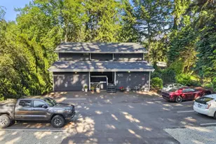 9010 236th St SW, Edmonds, WA 98026 - Photo 2