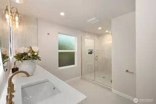 3209 NE 98th St, Seattle, WA 98115 - Photo 14