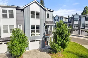 13717 Admiralty Way, Lynnwood, WA 98087 - Photo 2