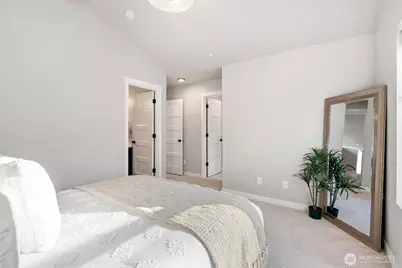 13717 Admiralty Way #H7, Lynnwood, WA 98087 - Photo 24