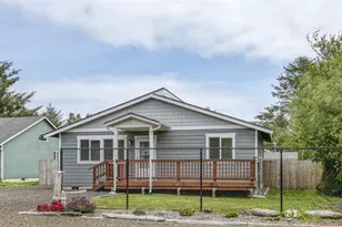 164 N Oar Loop NW, Ocean Shores, WA 98569 - Photo 2