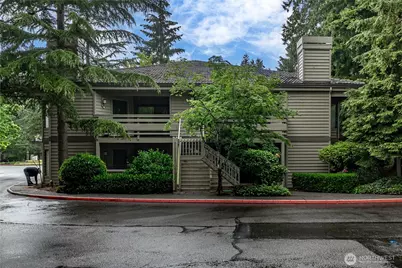 1300 Bellevue Way NE #2, Bellevue, WA 98004 - Photo 30