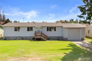 1418 Jensen Ave, Centralia, WA 98531 - Photo 1