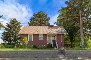 208 Railroad Ave, Kittitas, WA 98934 - Photo 2