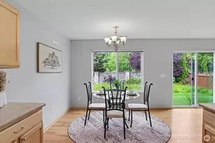 14572 SE 153rd Pl, Renton, WA 98058 - Photo 10