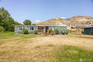 25505 C Hwy 97, Pateros, WA 98846 - Photo 16