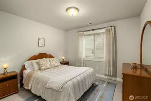 22997 SE 52nd St, Issaquah, WA 98029 - Photo 32