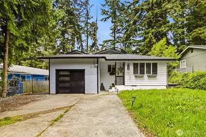 2101 E 60th Street, Tacoma, WA 98404 - Photo 1
