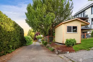 6218 37th Ave NE, Seattle, WA 98115 - Photo 32