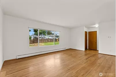 7502 Beverly Lane, Everett, WA 98203 - Photo 4
