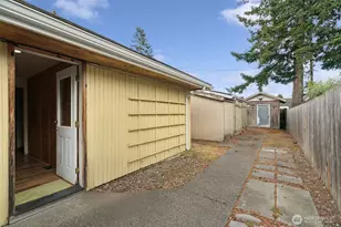 1940 Wilson Ave, Enumclaw, WA 98022 - Photo 16