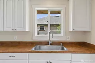1940 Wilson Ave, Enumclaw, WA 98022 - Photo 10