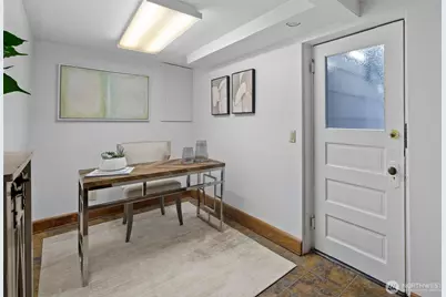 2529 Queen Anne Avenue N, Seattle, WA 98109 - Photo 20