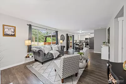 20910 111th Street Ct E, Bonney Lake, WA 98391 - Photo 10