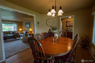 230 E Hawthorne Place, Port Angeles, WA 98362 - Photo 8